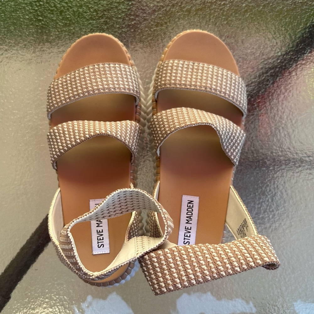 Steve Madden Shelle Platform Sandals